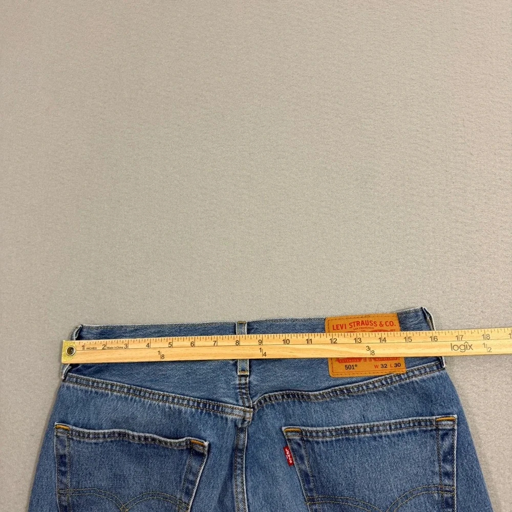 Levis 501xx Jeans Men's 32x30 Blue Straight Fit Button Fly Western Original Fit